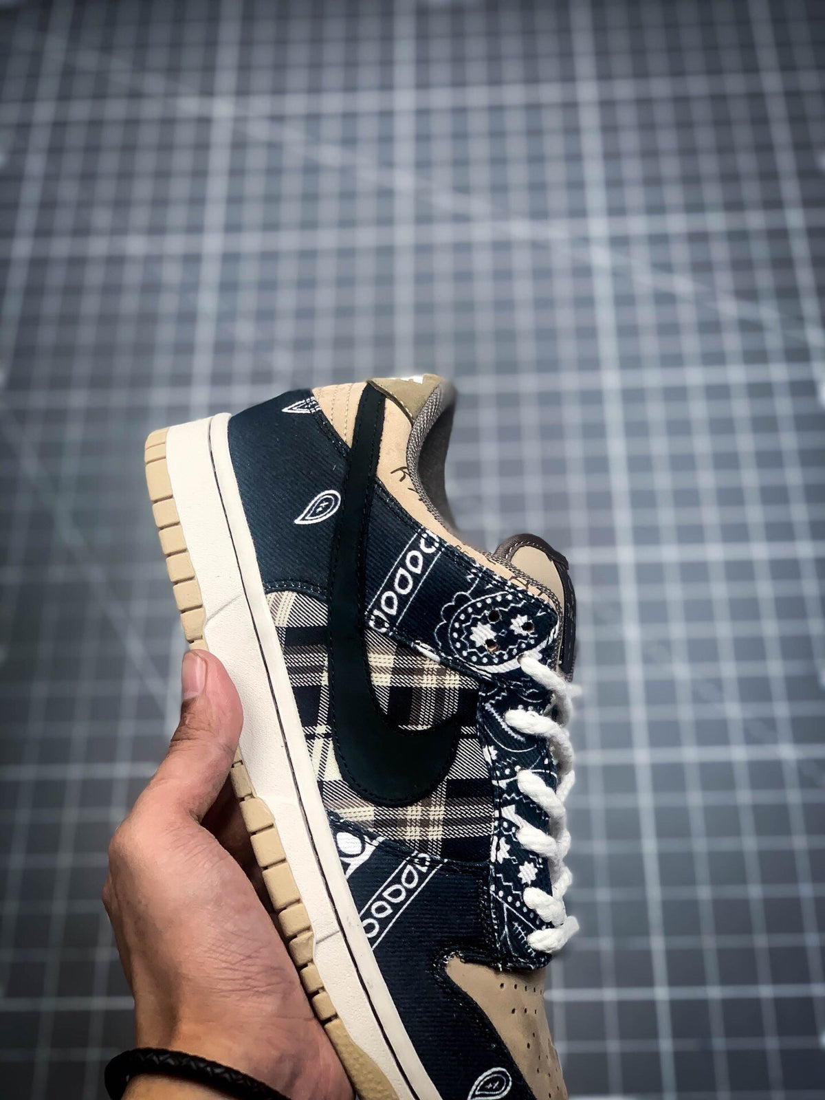 Nike Travis Scott x Nike Dunk SB