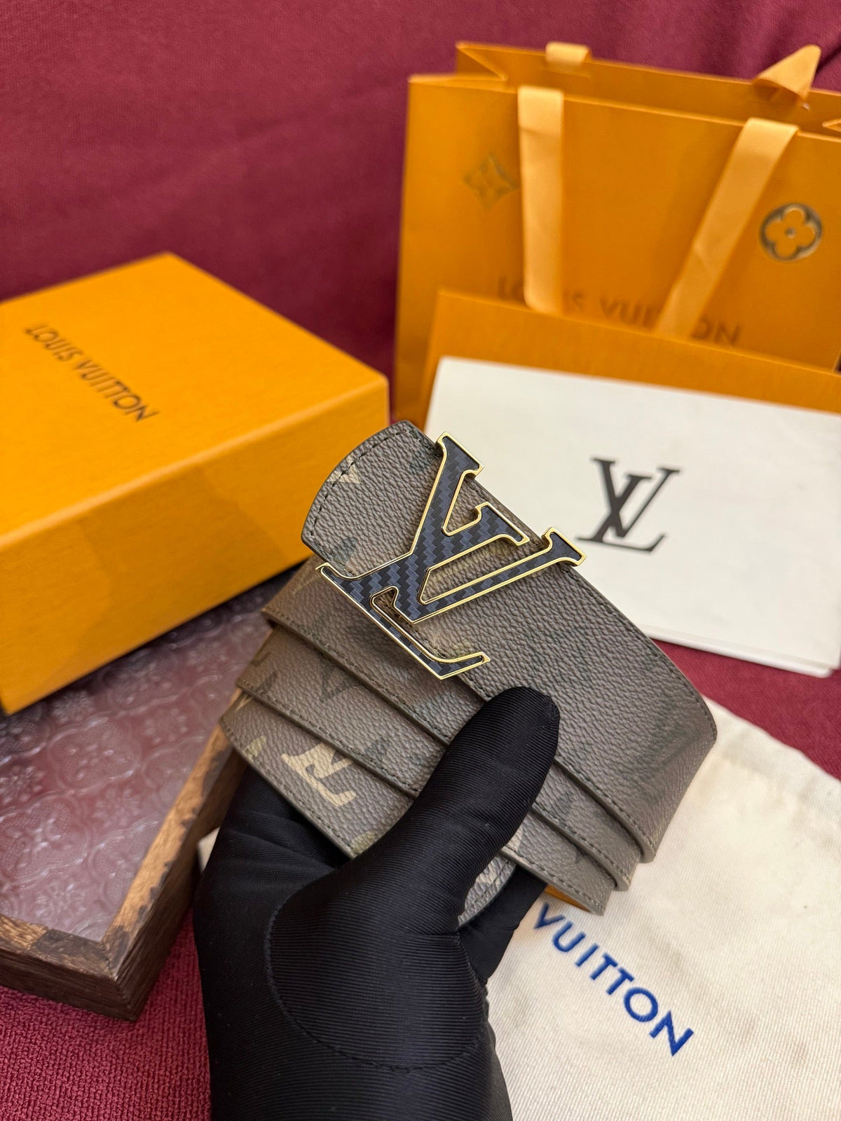 LV Dimension Monogram