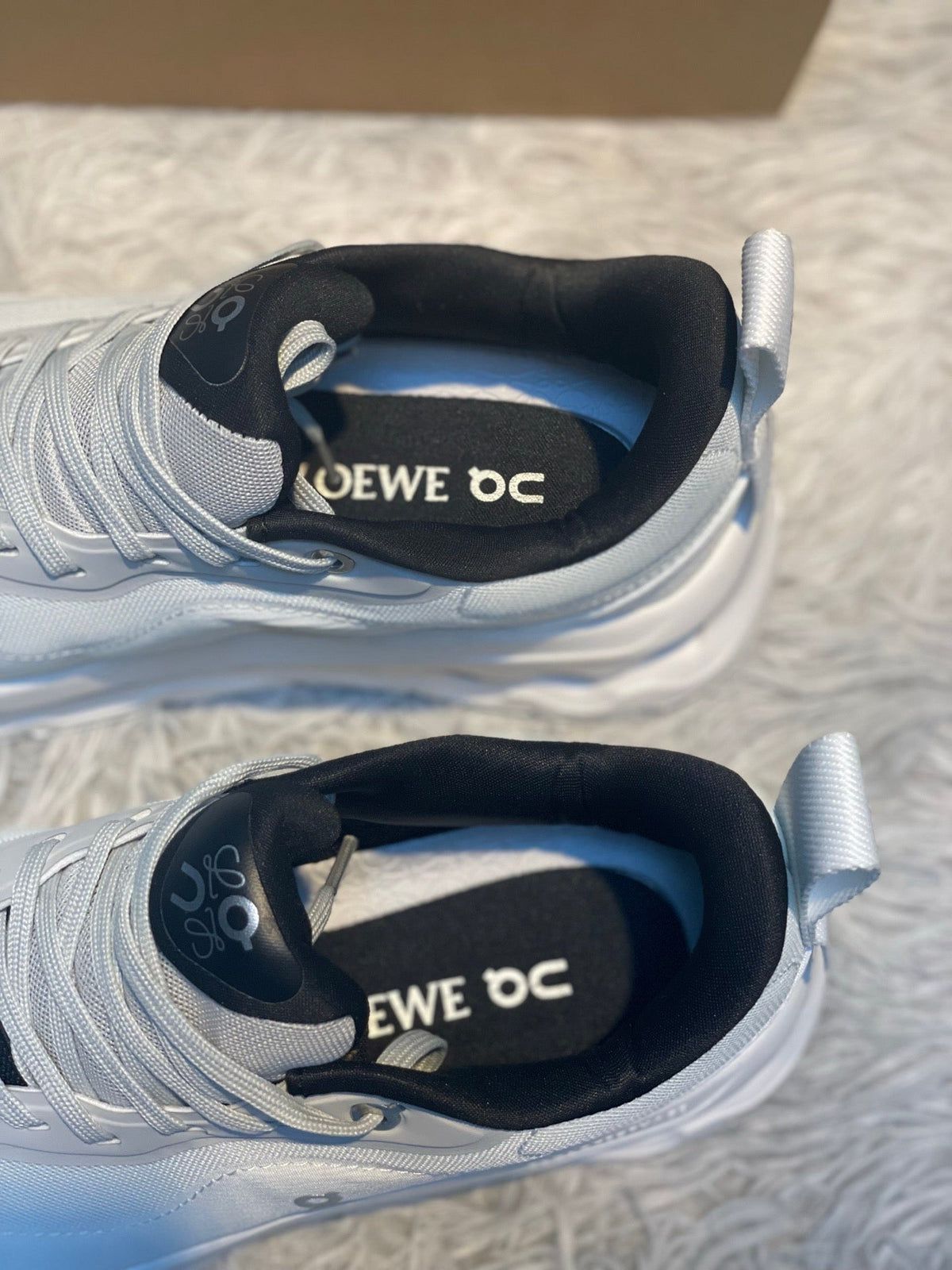 LOEWE x On