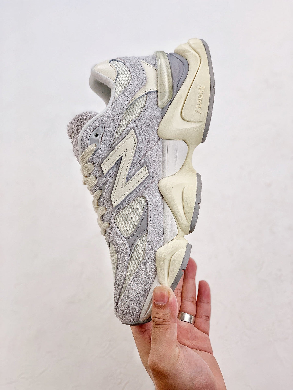 New Balance NB 9060
