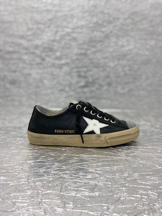 Golden Goose V-Star 2