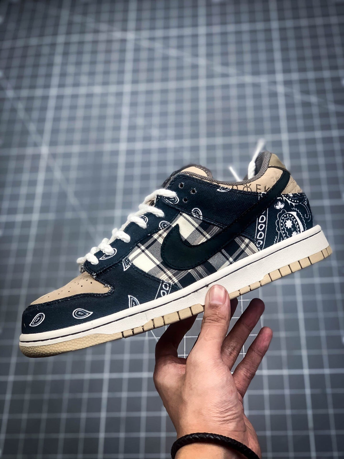 Nike Travis Scott x Nike Dunk SB