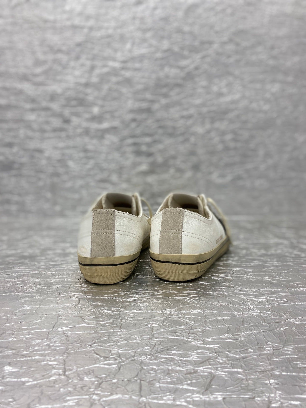 Golden Goose V-Star 2