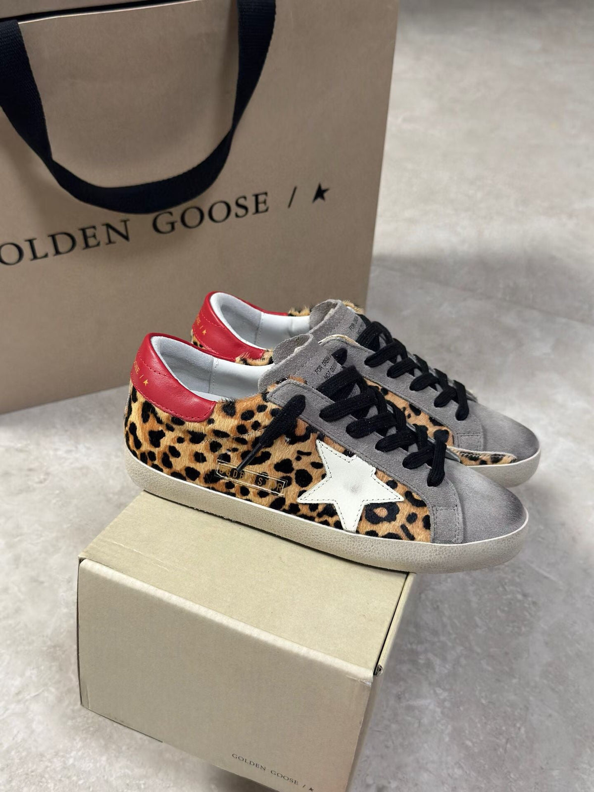 Golden Goose Super-Star