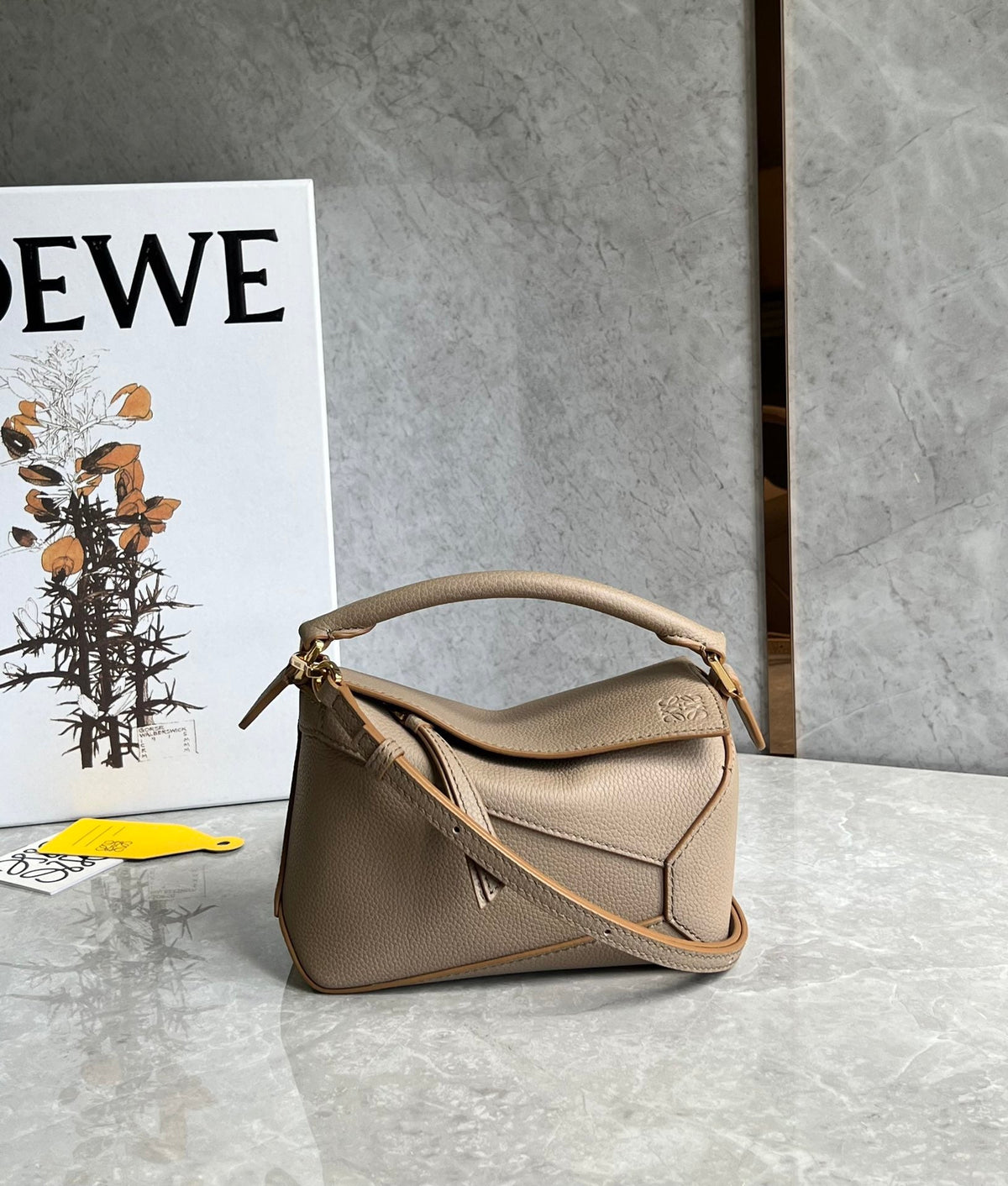 Loewe Puzzle Edge