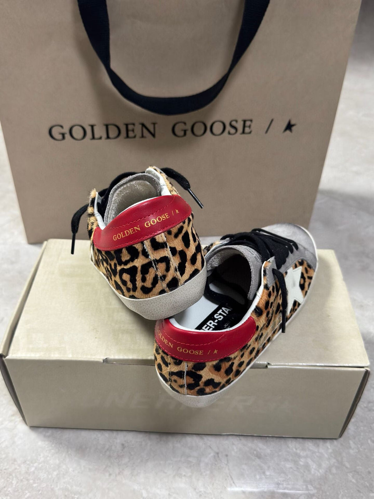 Golden Goose Super-Star