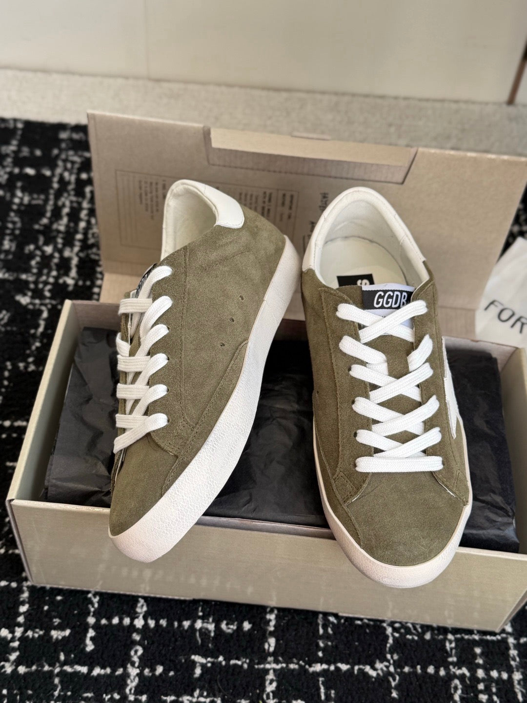 Golden Goose Superstar