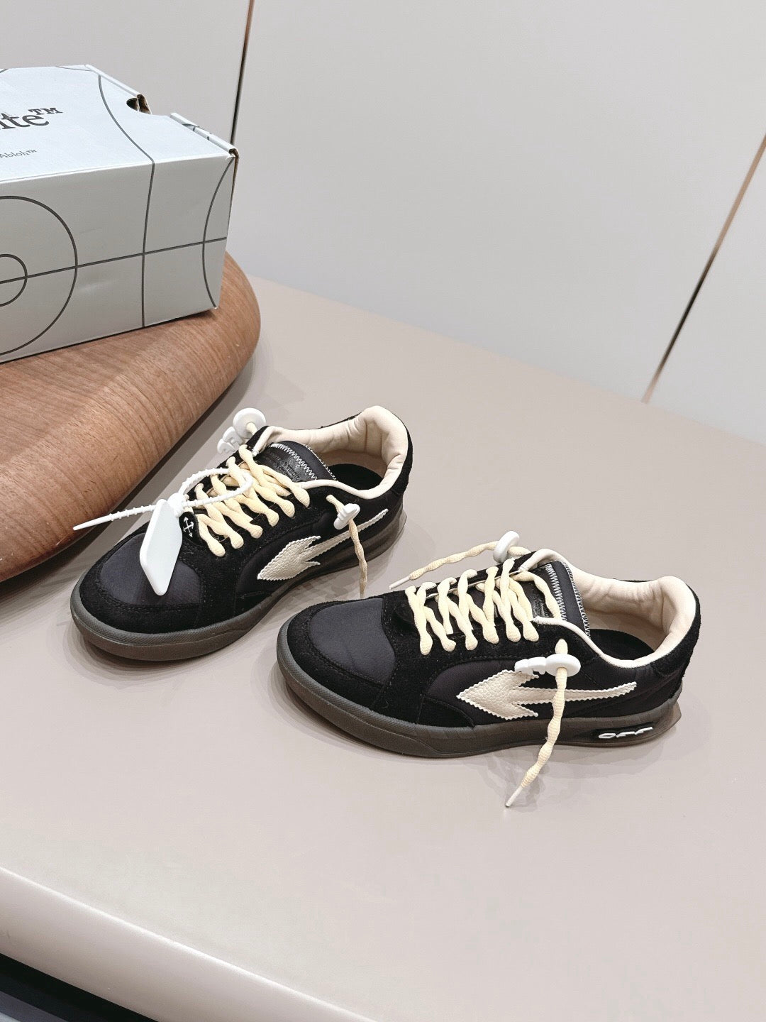 Off-White