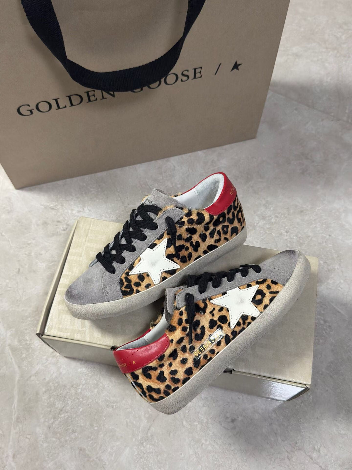 Golden Goose Super-Star