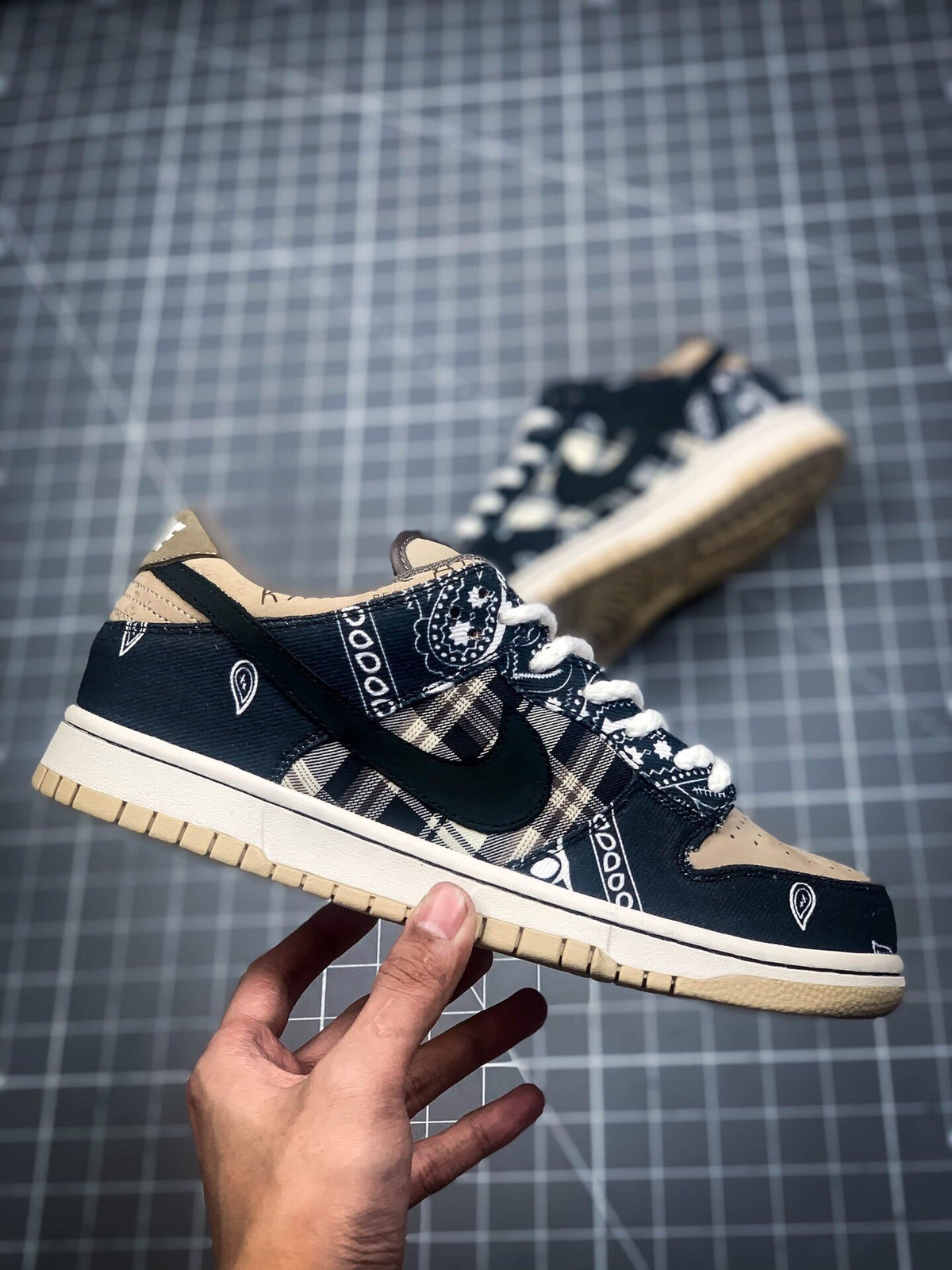 Nike Travis Scott x Nike Dunk SB
