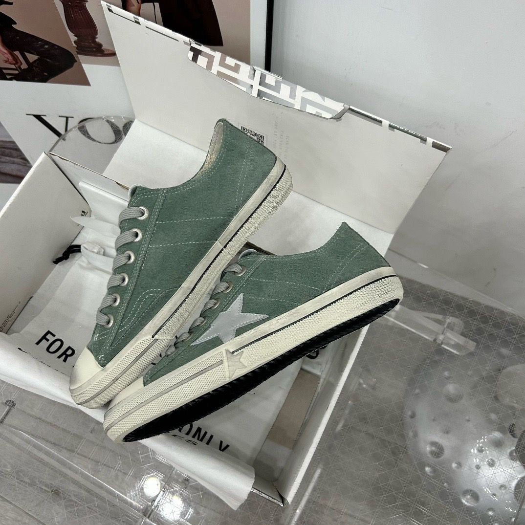 Golden Goose V-Star