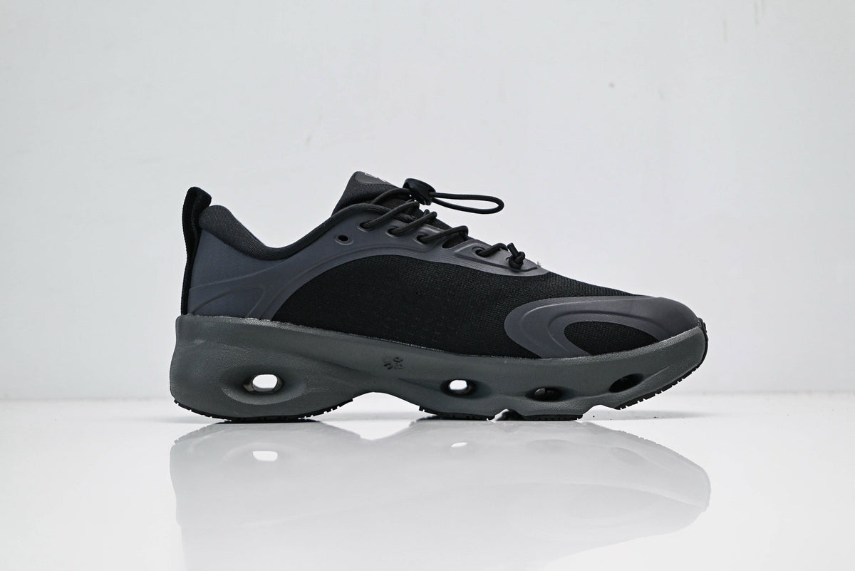 LOEWE x On