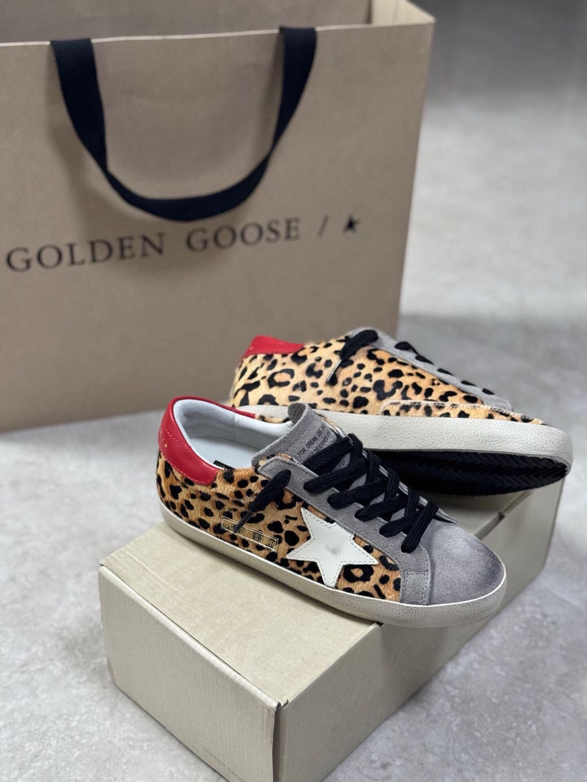 Golden Goose Super-Star
