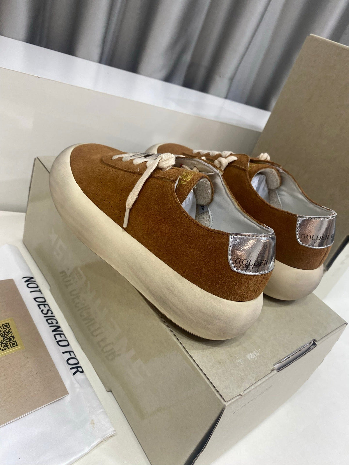 Golden Goose Super-Star