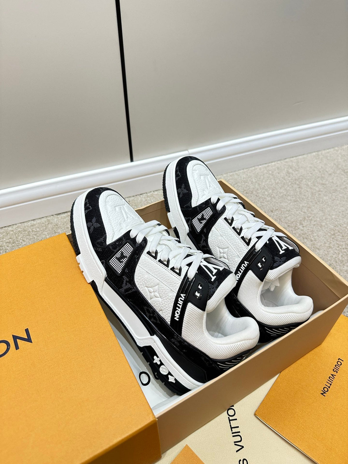 Louis Vuitton trainer