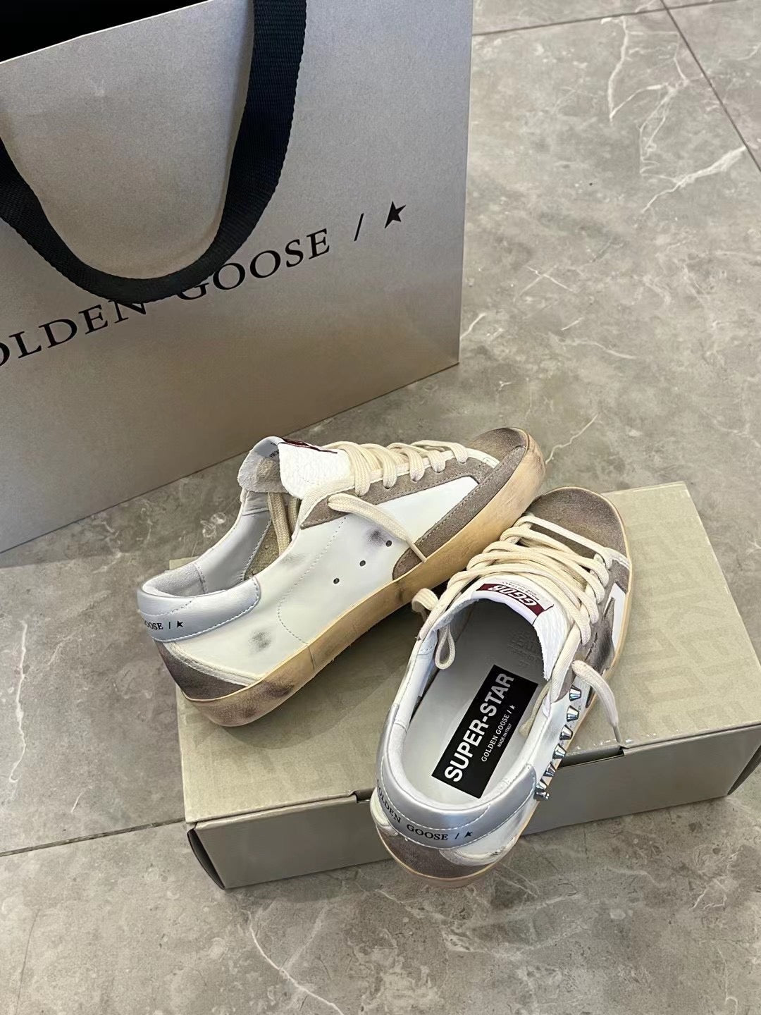 Golden Goose Super-Star