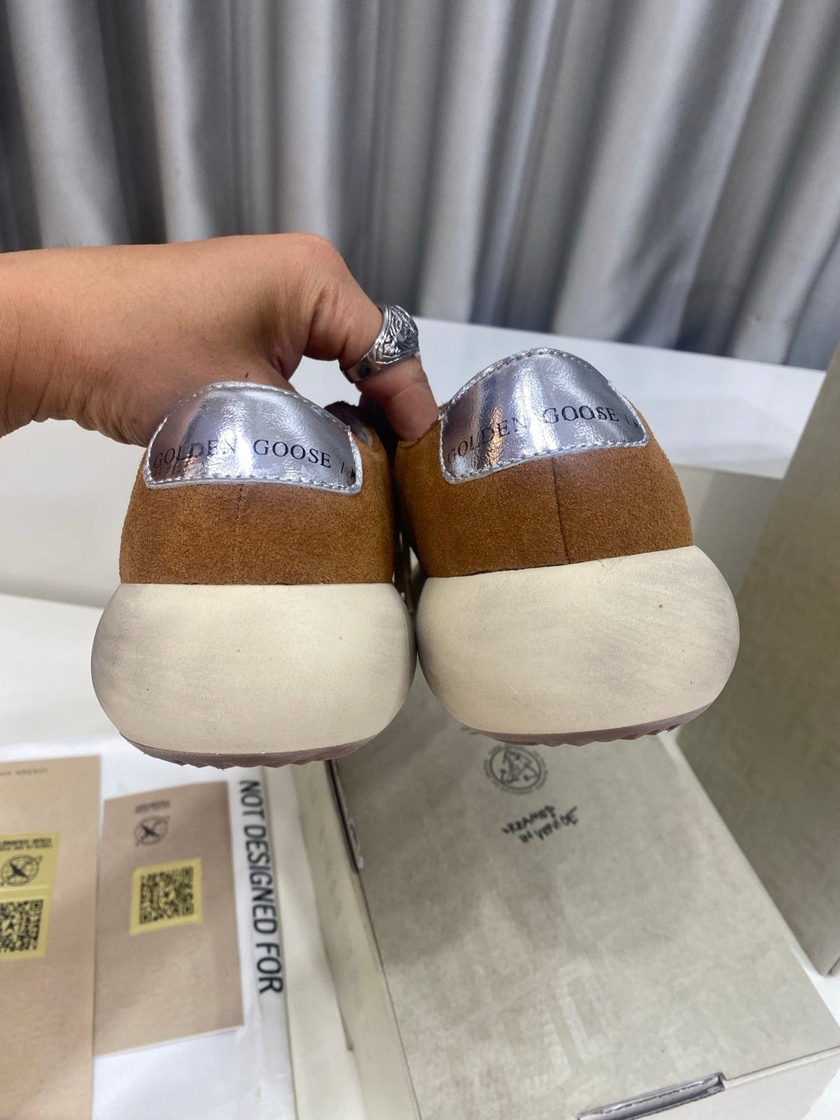 Golden Goose Super-Star