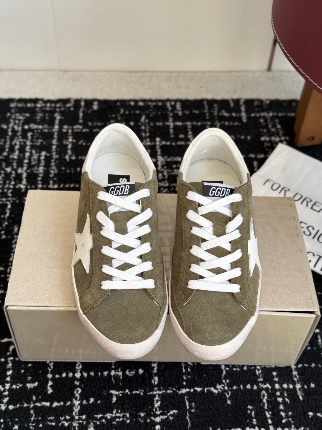 Golden Goose Superstar