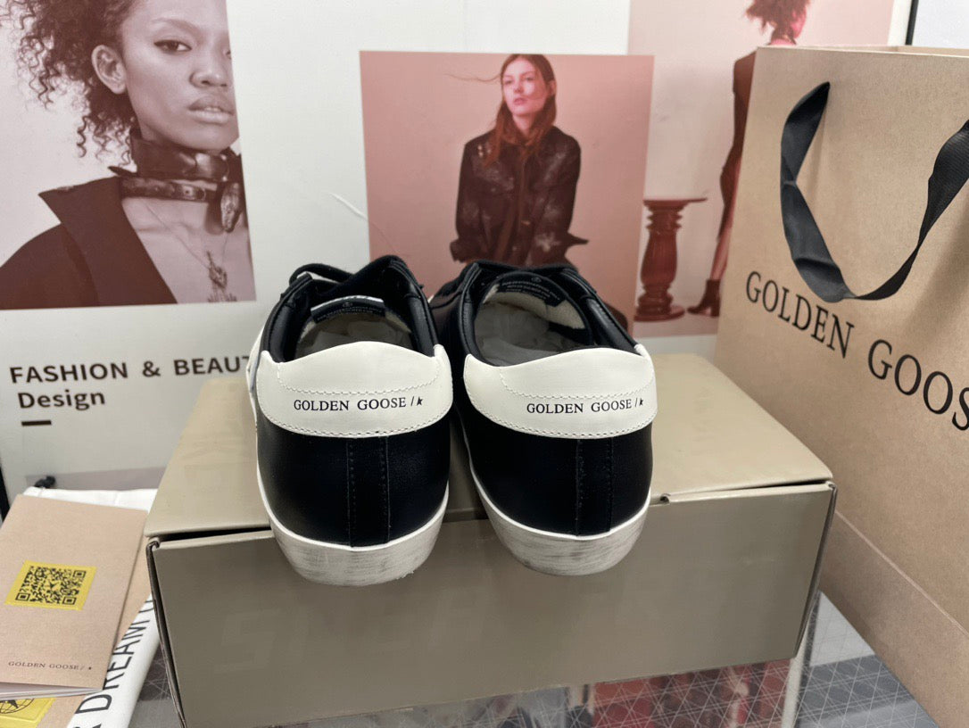 Golden Goose Super-Star