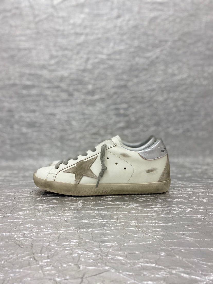 Golden Goose Superstar