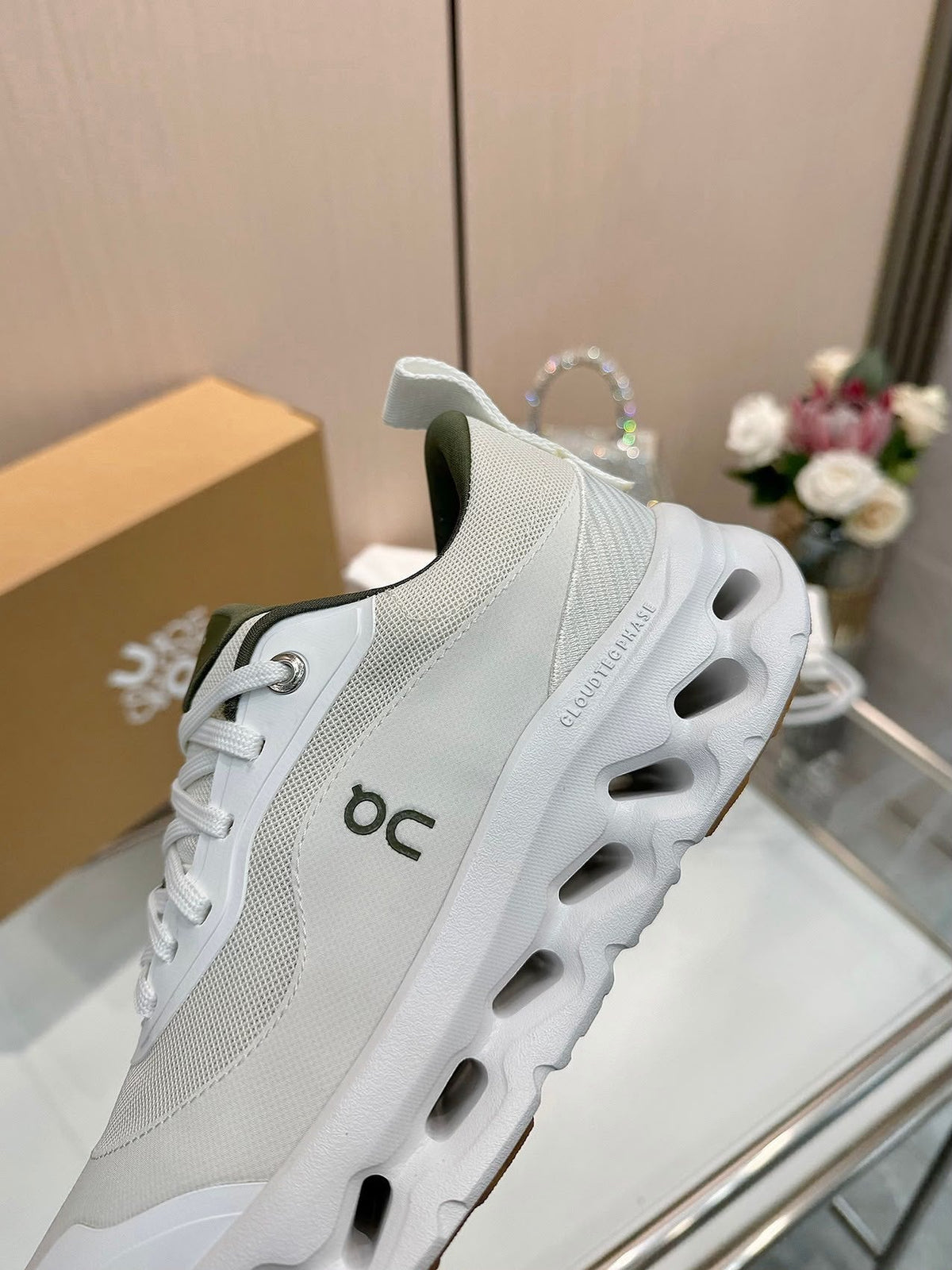 Loewe x on cloudtilt