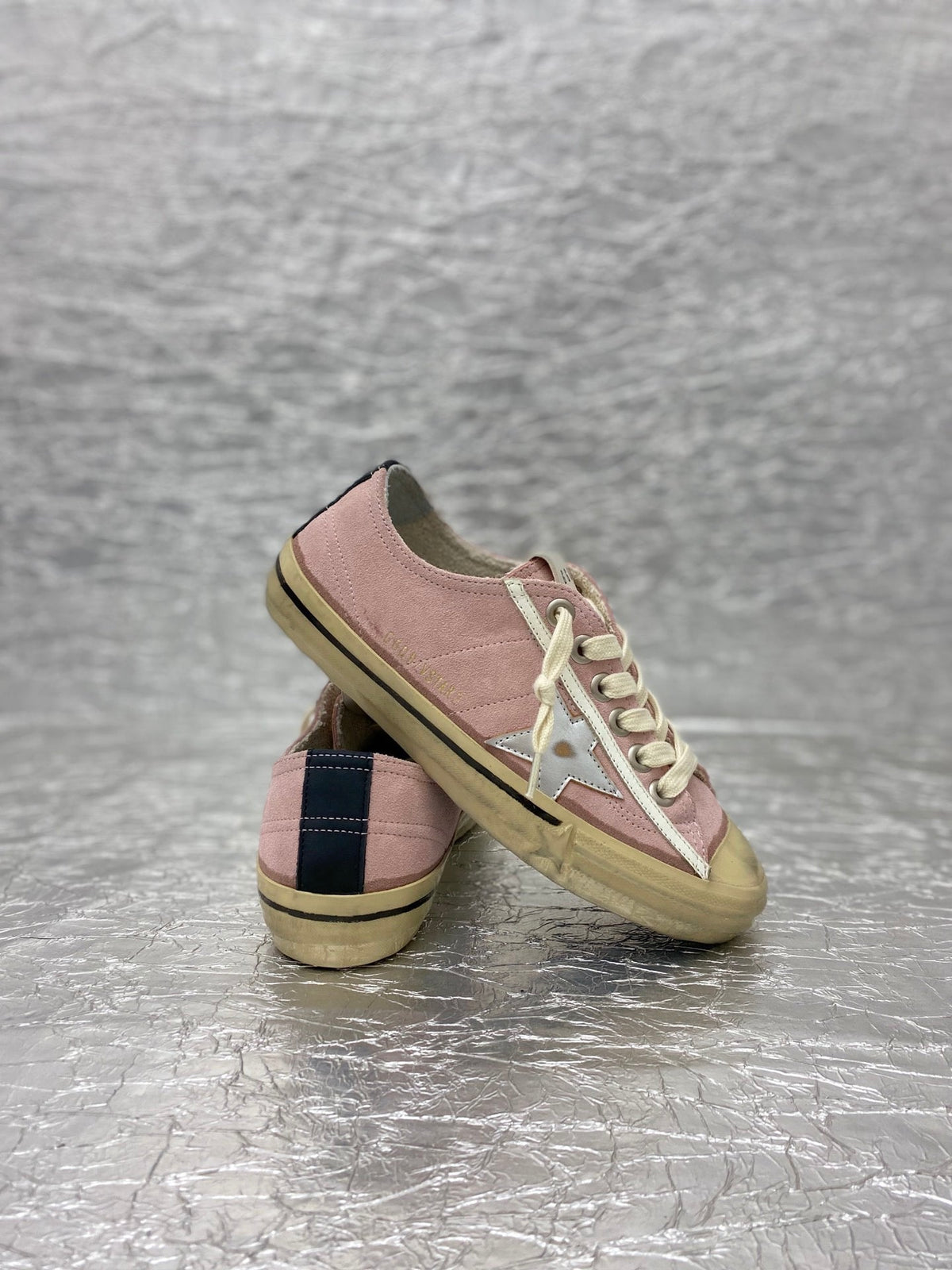 Golden Goose V-Star 2
