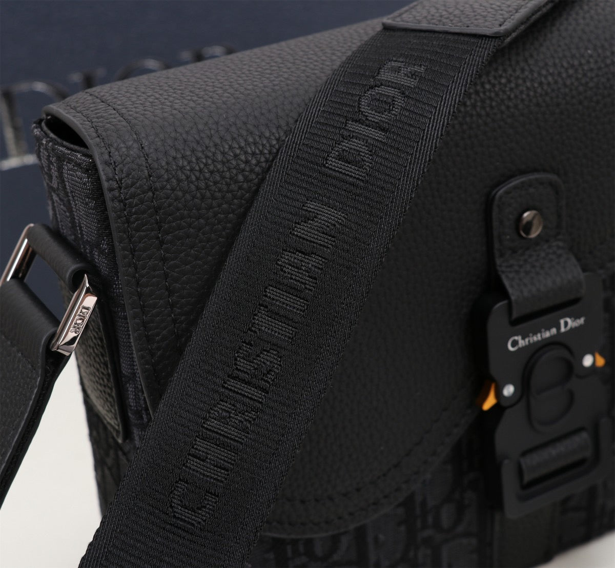 BOLSO DIOR MESSENGER SADDLE