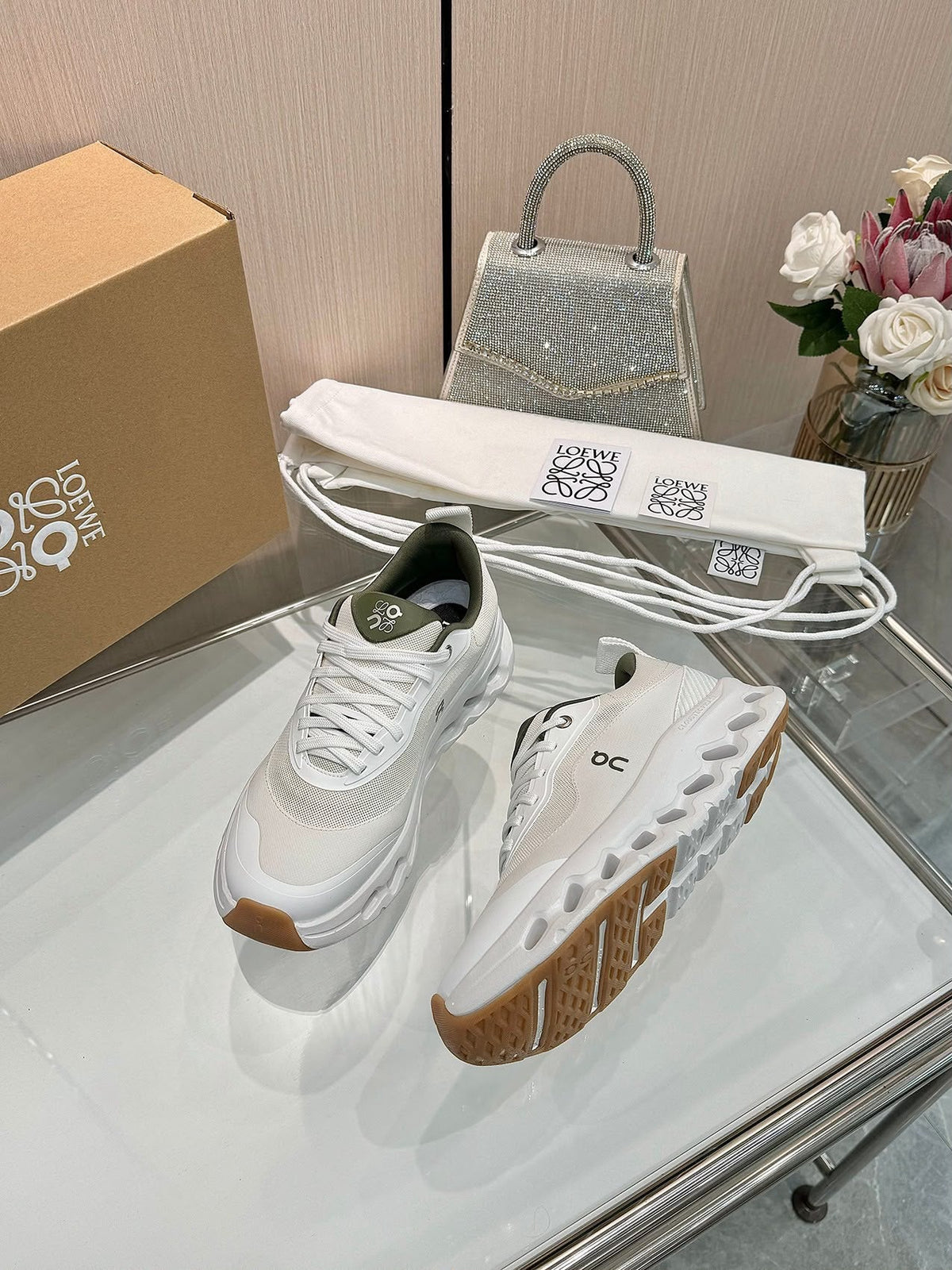 Loewe x on cloudtilt