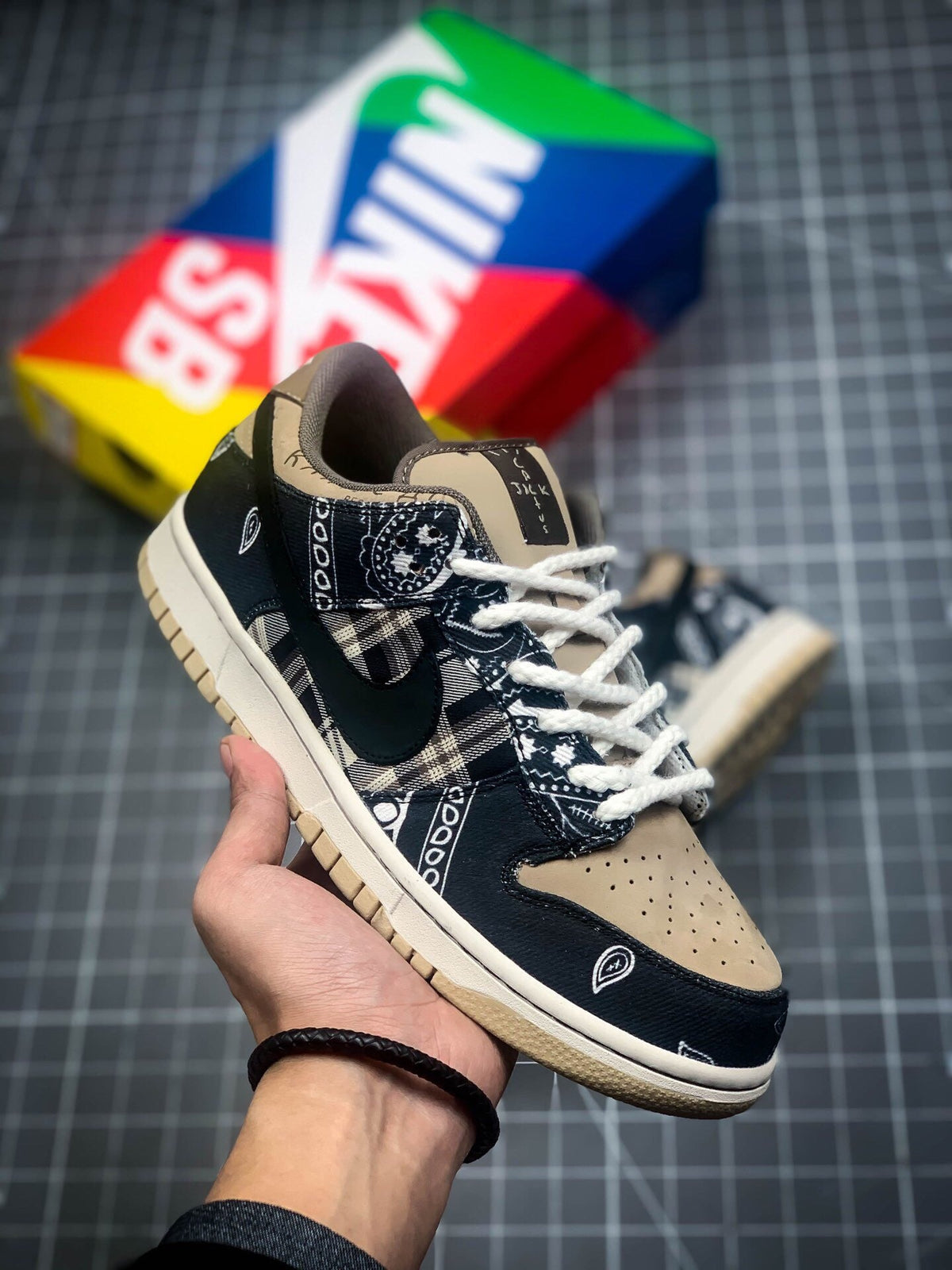 Nike Travis Scott x Nike Dunk SB