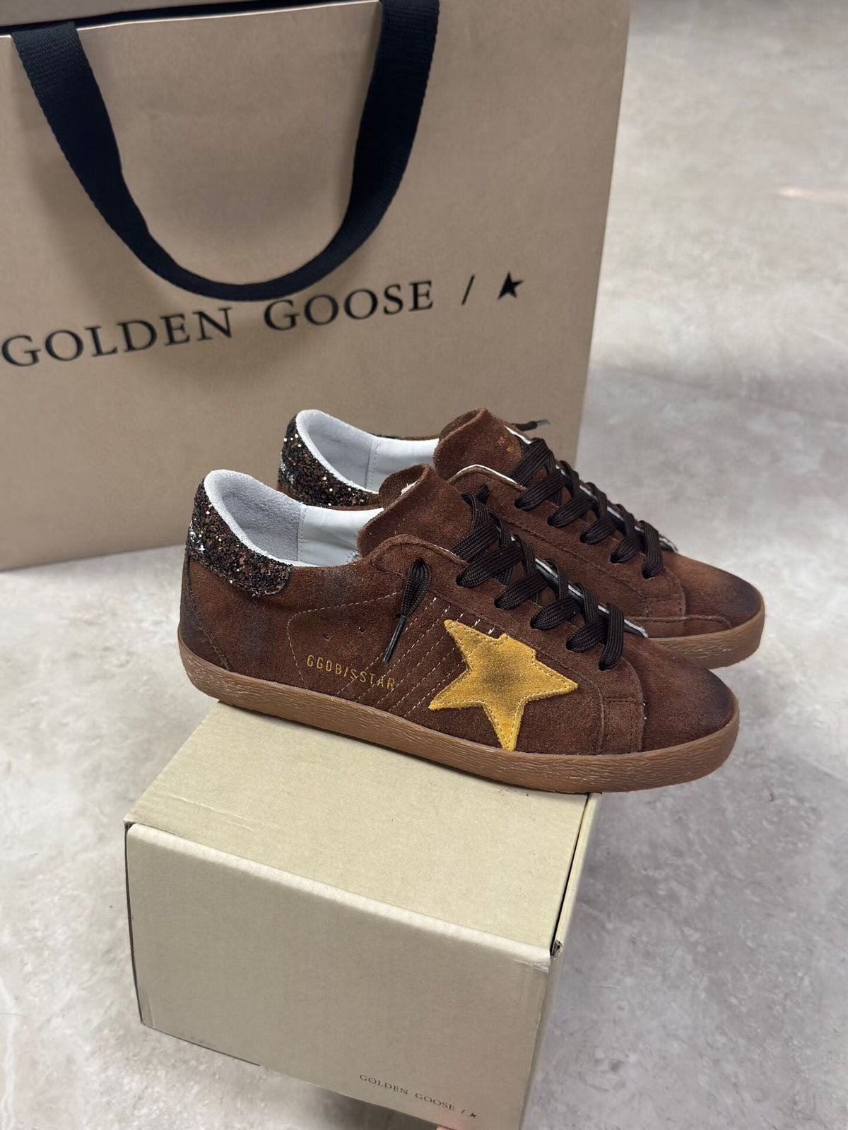 Golden Goose Super-Star