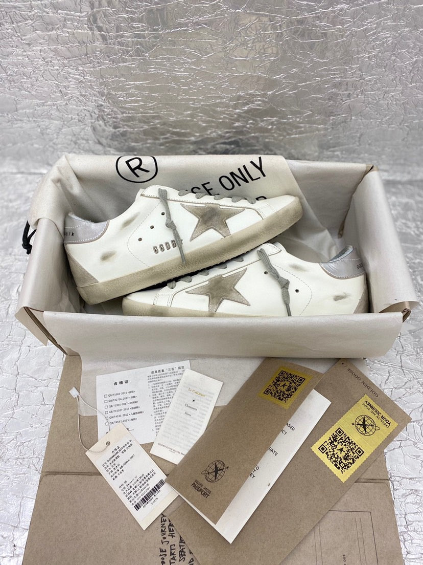 Golden Goose Superstar