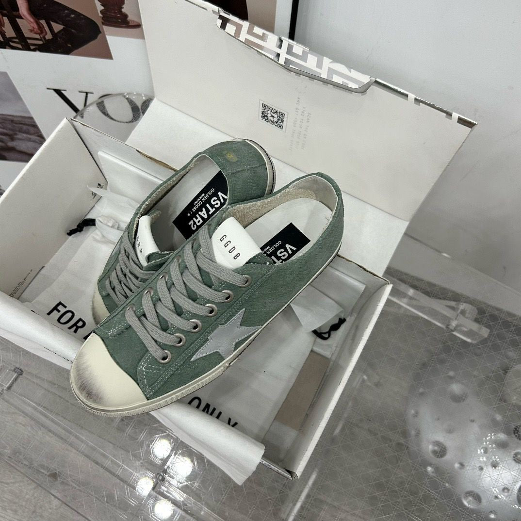 Golden Goose V-Star