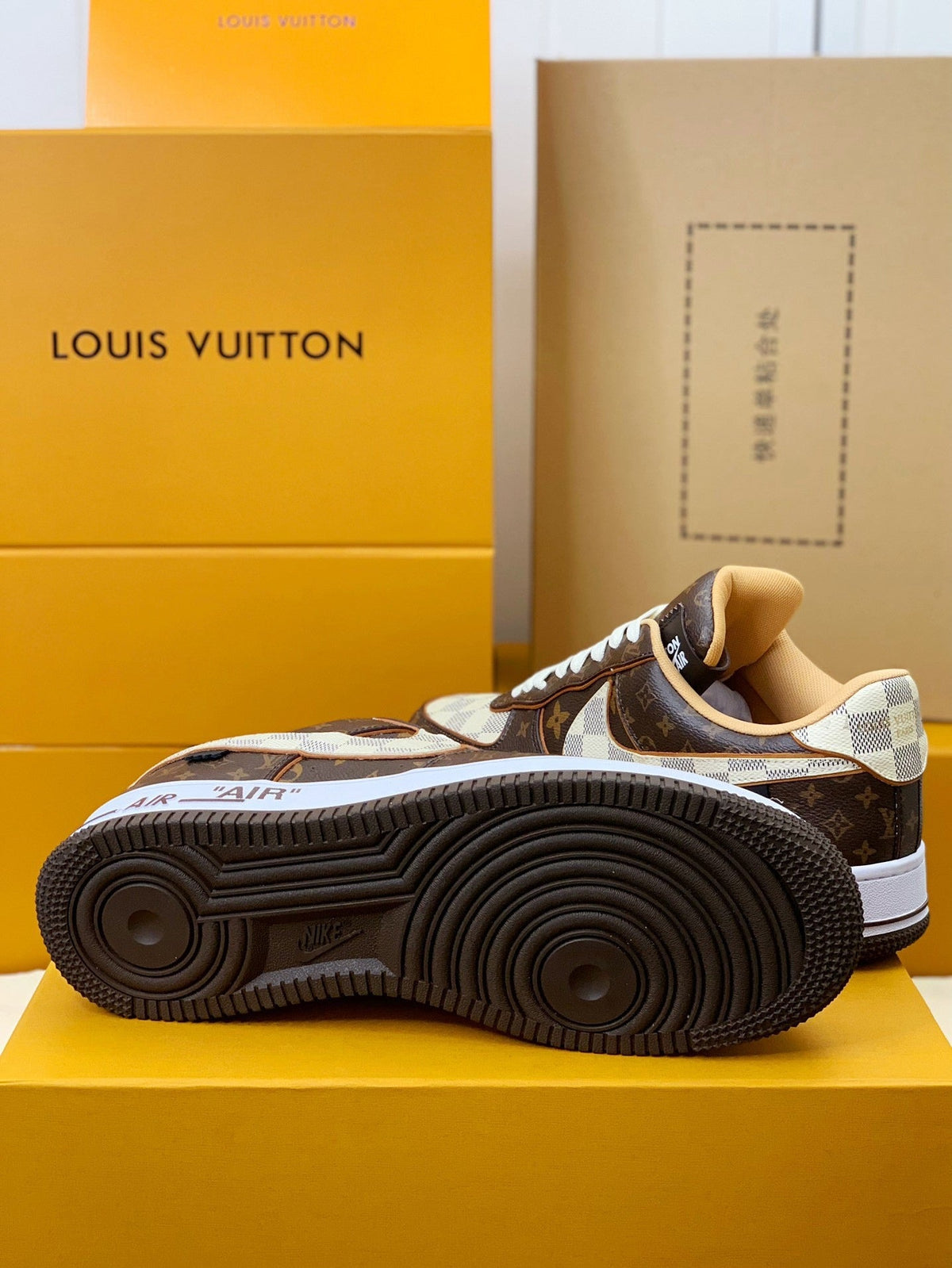 Louis Vuitton x Air Force 1 Low